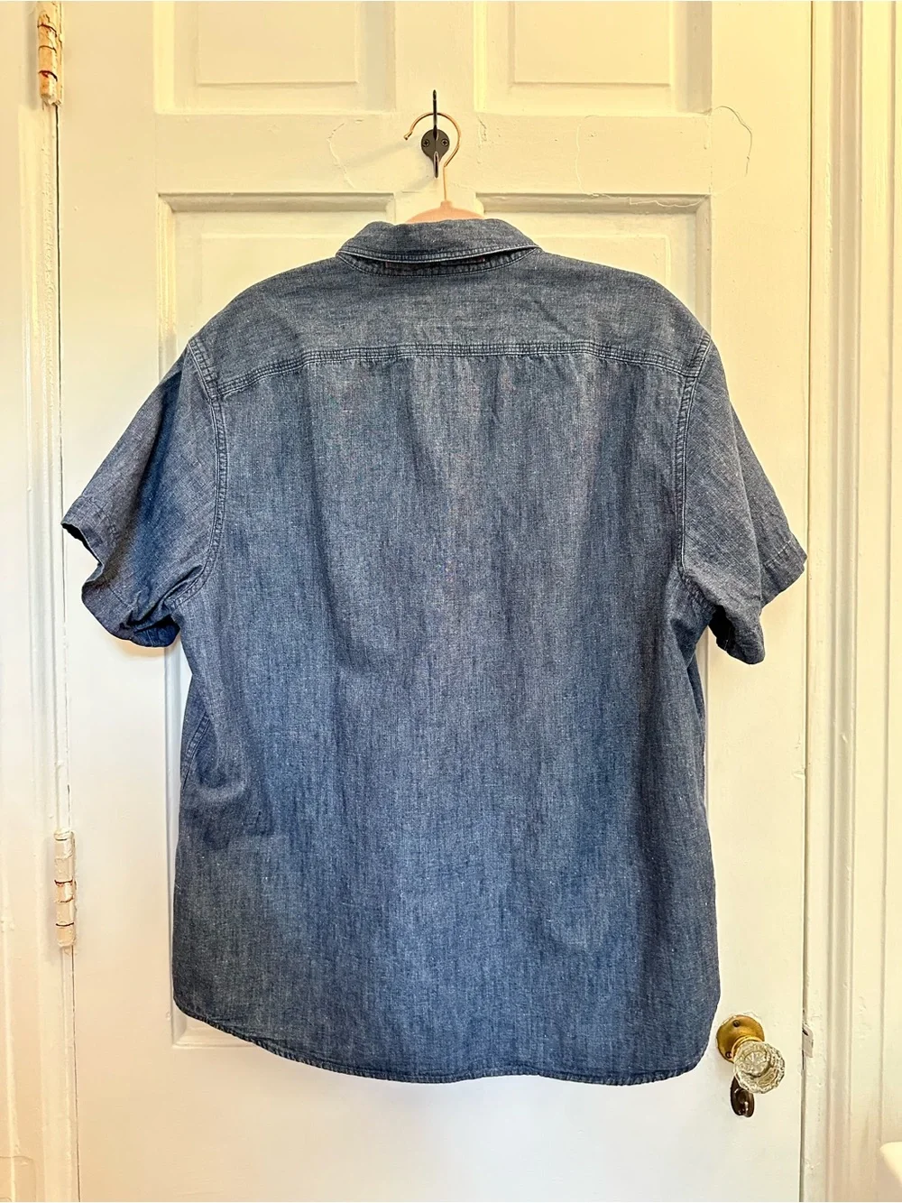 NWOT Banana Republic Short-Sleeve Denim Button-Down Shirt - Dark Blue